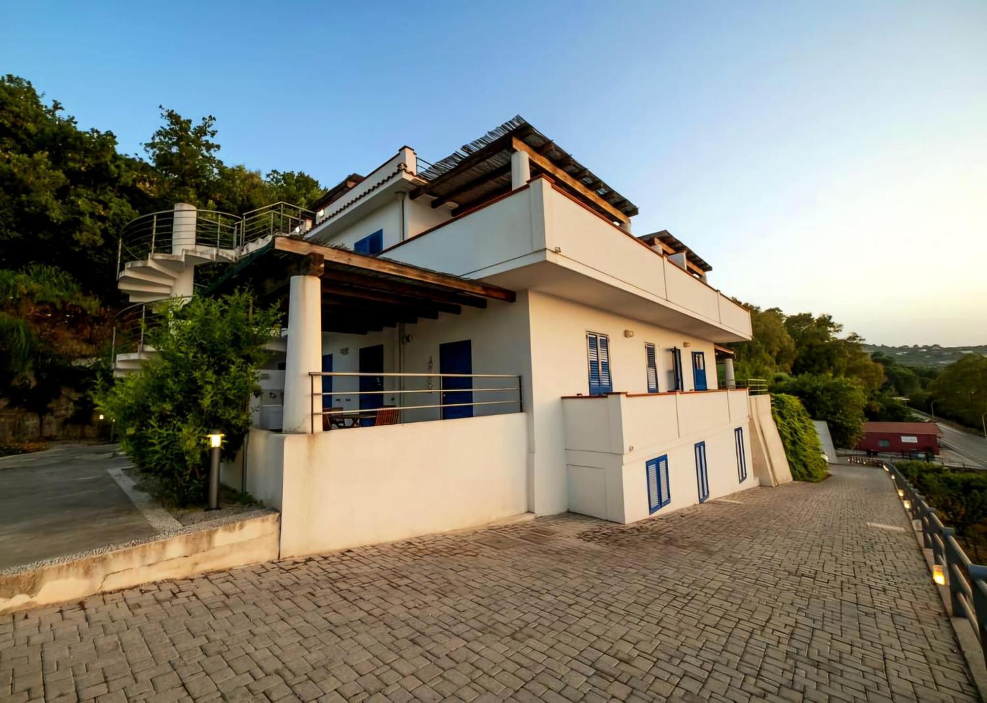 Magico Appartamenti Scafa - Marina Capo D'Orlando Capo dʼOrlando Exterior foto